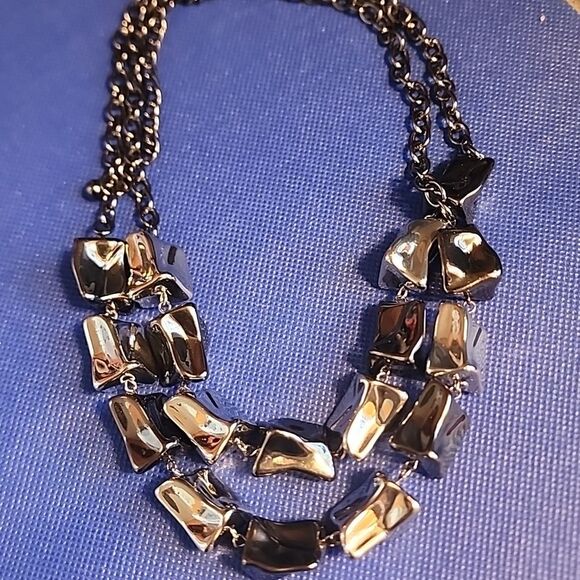 Lane Bryant 18 Inch Metallic Necklace With Silver Toned Stones - Picture 5 of 5